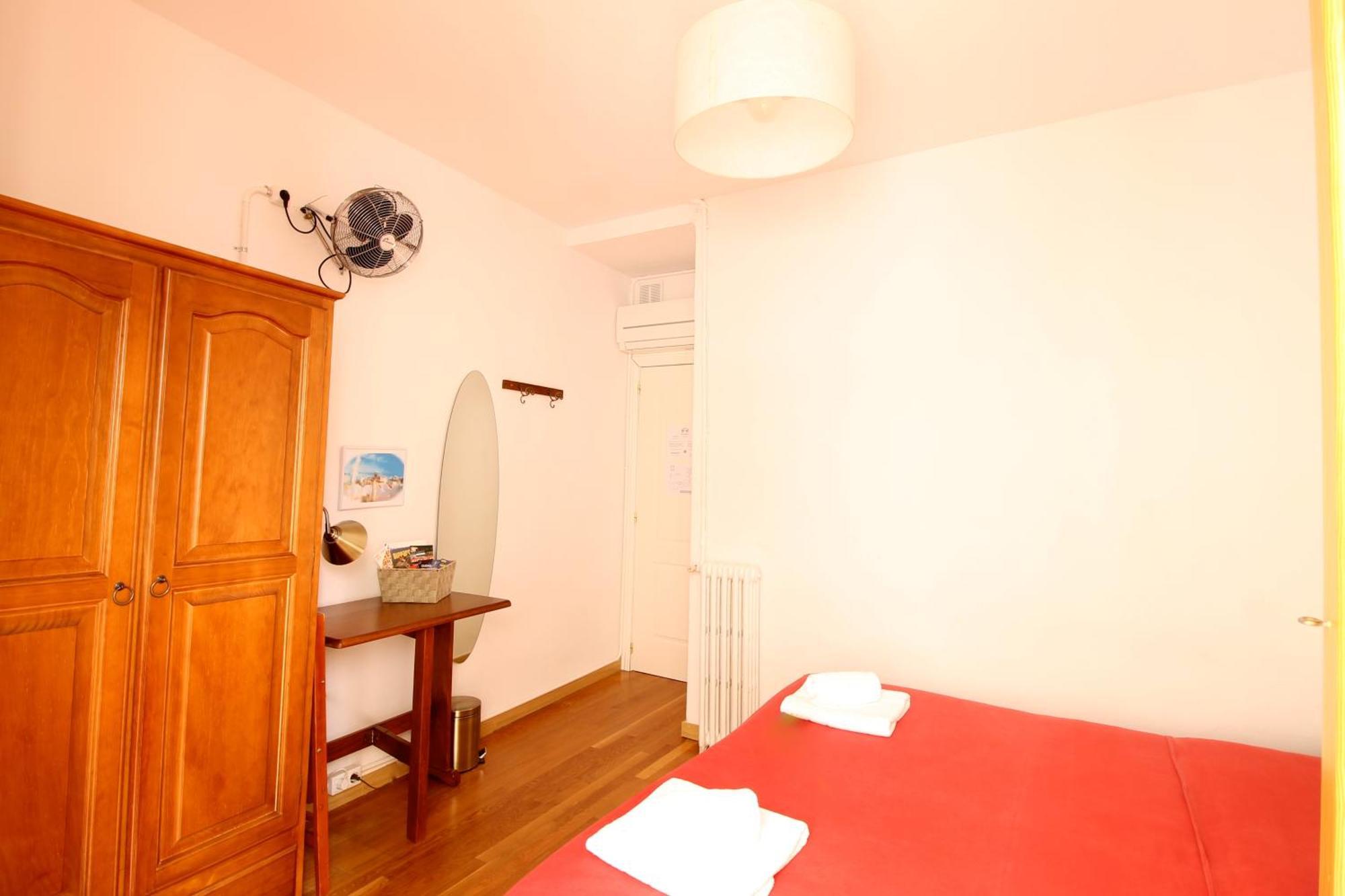 Kasa Katia Guest House Valencia Exteriör bild