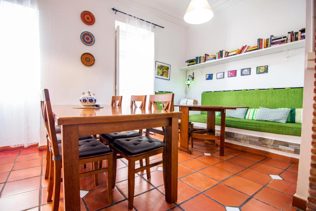Kasa Katia Guest House Valencia Exteriör bild